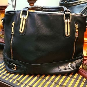 Chispaulo hand/shoulderbag